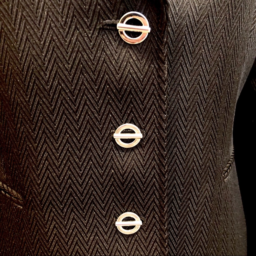 Tahari Fitted Notched Collar Black Textured Jacket - Picture 4 of 7